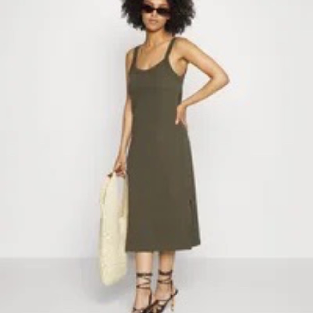BANANA REPUBLIC Women's Rib Midi Cami